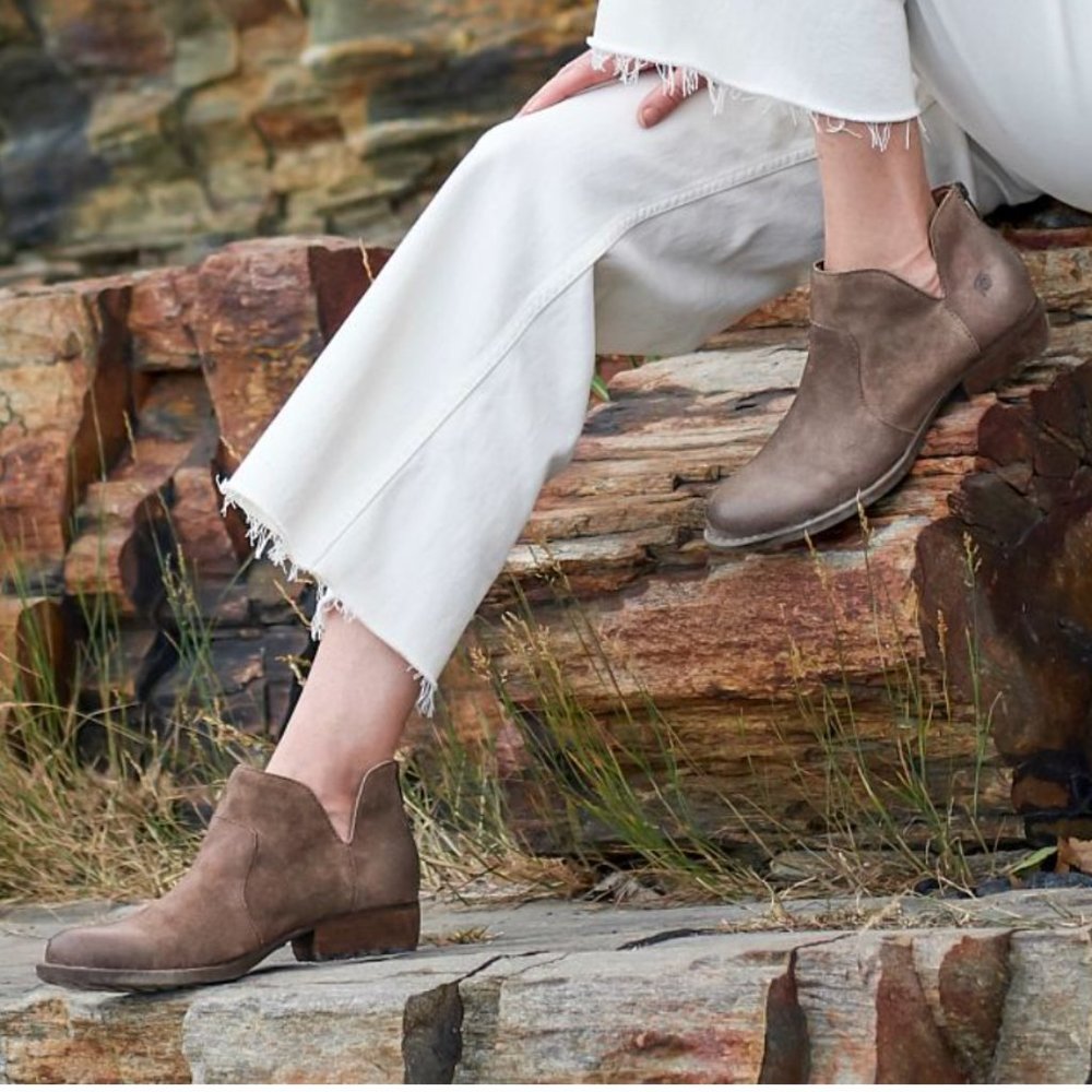 Born Kerri Boot
